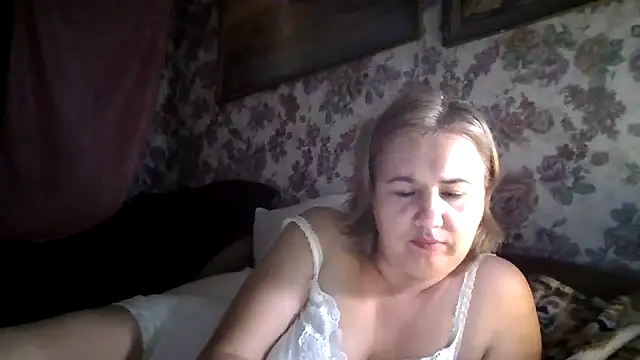 Snapshot of LustyyX chatting on 09-23-25, 11:08 LustyyX online show from 09-23-25, 11:08