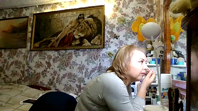 Snapshot of LustyyX chatting on 10-16-25, 04:57 LustyyX online show from 10-16-25, 04:57