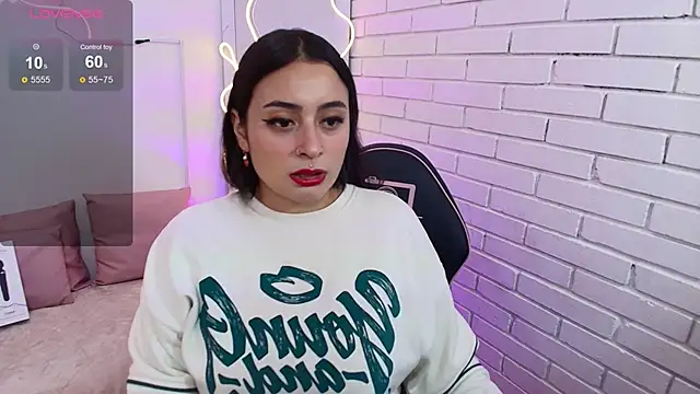 Darling tay online show from 09-14-25, 11:42