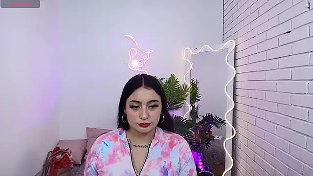 Darling tay online show from 10-07-25, 03:04