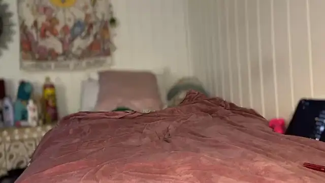 lau laulu online show from 10-15-25, 11:05