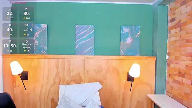 halleylorens online show from 04-23-26, 07:16