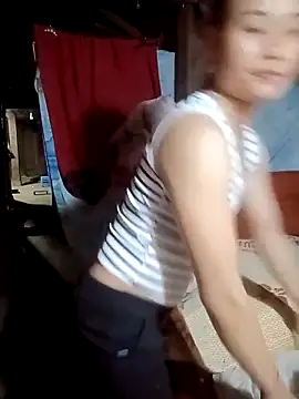 Ruaiuoi online show from 04-27-26, 12:25