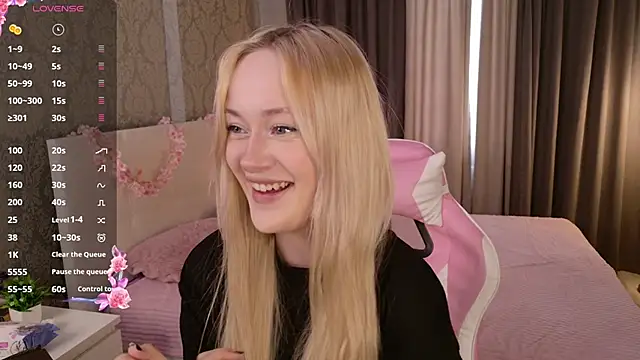 HeyMonkey  online show from 12-18-25, 12:33