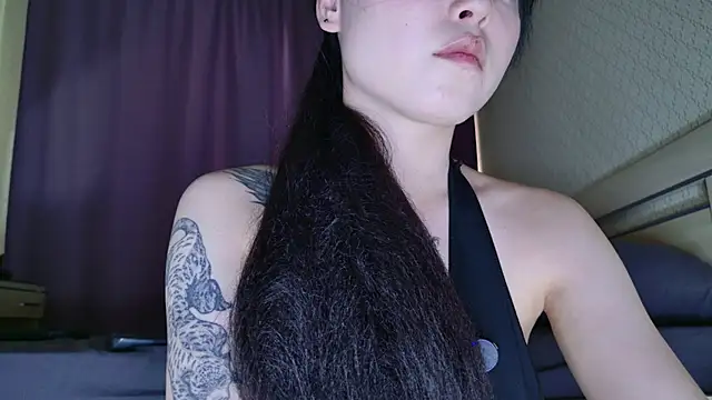 Snapshot of PurpleD1va chatting on 05-19-26, 11:49 PurpleD1va online show from 05-19-26, 11:49