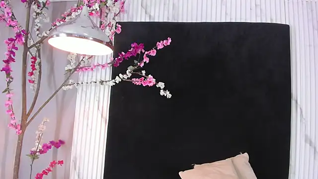 MONIK FOX CR online show from 11-26-25, 07:48