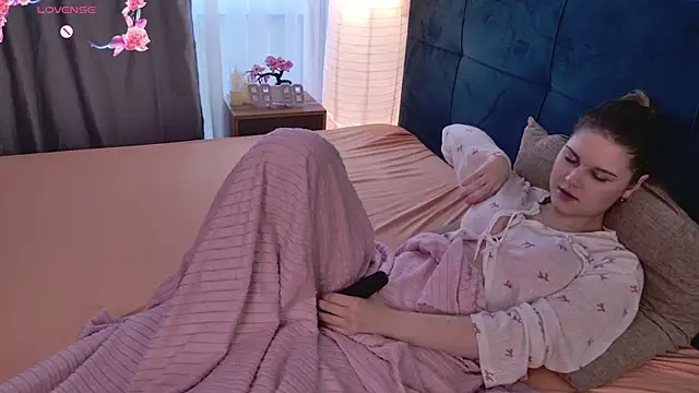 lisabaus online show from 04-10-26, 06:18