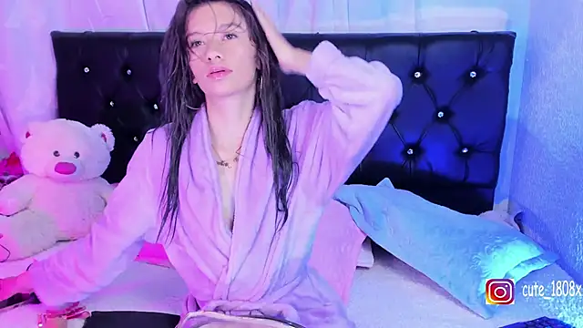 Sofiia cute  online show from 10-18-25, 04:04