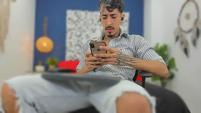 Donovan Desmond online show from 09-12-25, 10:43