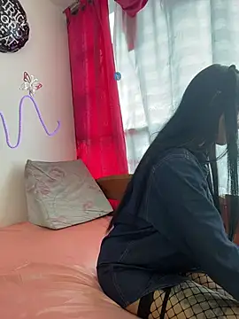 eve linn99 online show from 10-19-25, 05:46