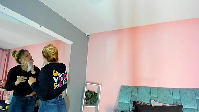 Camila Russoo online show from 01-31-26, 07:11