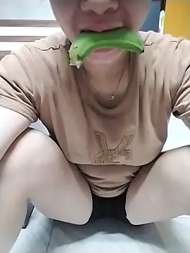 Mie rose online show from 09-15-25, 12:54