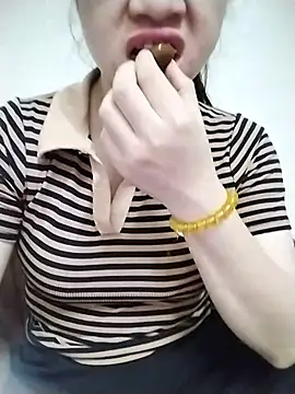 Mie rose online show from 02-17-26, 06:32