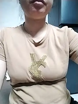 Mie rose online show from 04-14-26, 02:12