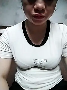 Mie rose online show from 04-26-26, 02:09