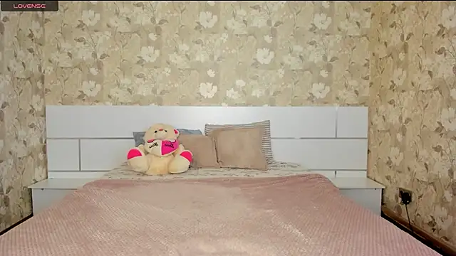 mishapallmer online show from 12-02-25, 08:52