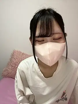 noa uxu online show from 09-30-25, 01:10