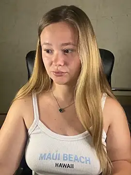 CaramelleSugar  online show from 09-25-25, 05:27