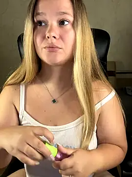 CaramelleSugar  online show from 09-26-25, 05:39