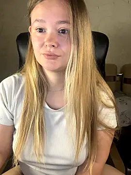 CaramelleSugar  online show from 10-17-25, 06:10