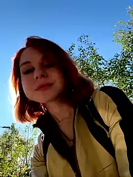 Snapshot of RosieSecret chatting on 09-09-25, 05:18 RosieSecret online show from 09-09-25, 05:18