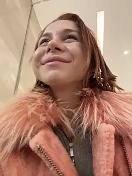 Snapshot of RosieSecret chatting on 11-09-25, 08:12 RosieSecret online show from 11-09-25, 08:12