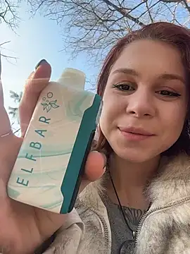 Snapshot of RosieSecret chatting on 11-14-25, 08:02 RosieSecret online show from 11-14-25, 08:02