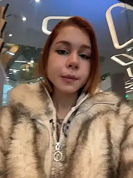 Snapshot of RosieSecret chatting on 11-25-25, 08:03 RosieSecret online show from 11-25-25, 08:03