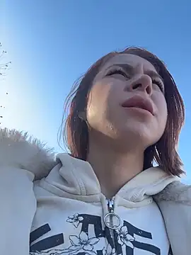 Snapshot of RosieSecret chatting on 11-27-25, 08:05 RosieSecret online show from 11-27-25, 08:05