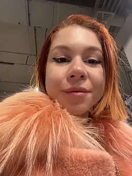 Snapshot of RosieSecret chatting on 12-01-25, 08:08 RosieSecret online show from 12-01-25, 08:08