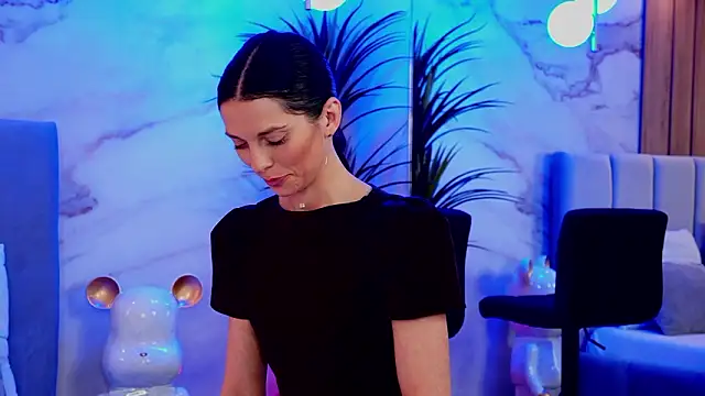 EllyLynn online show from 03-16-26, 08:24