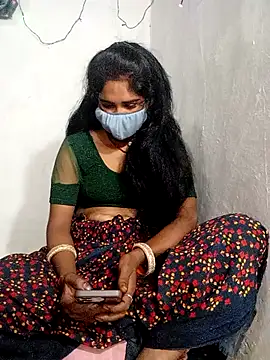 Snapshot of Kiran12xxx chatting on 10-25-25, 03:40 Kiran12xxx online show from 10-25-25, 03:40