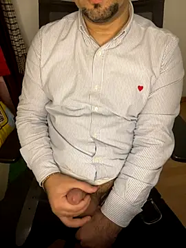 Snapshot of BimannSuedlaender chatting on 11-04-25, 11:09 BimannSuedlaender online show from 11-04-25, 11:09