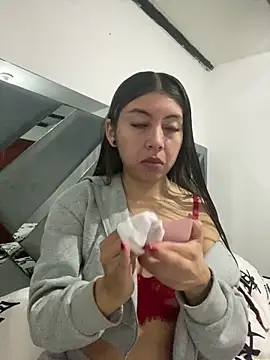 Sara-cooper2 online show from 04-18-26, 01:15