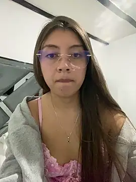 Sara-cooper2 online show from 06-10-26, 02:34