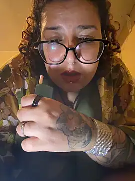 chiaretta loveit online show from 11-11-25, 09:26