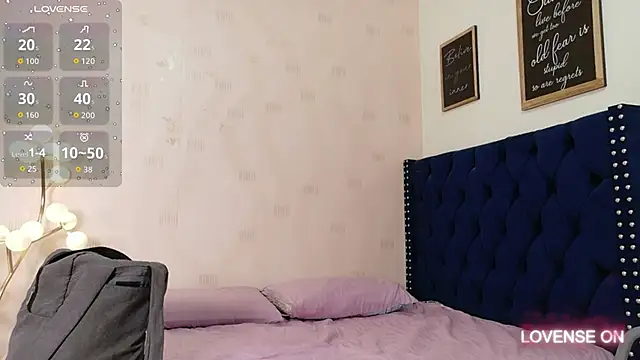 Snapshot of shyblacksweetiee chatting on 03-27-26, 03:01 shyblacksweetiee online show from 03-27-26, 03:01