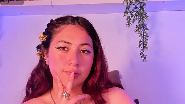 Snapshot of Nicolle_Evanss_ chatting on 02-03-26, 06:51 Nicolle Evanss online show from 02-03-26, 06:51