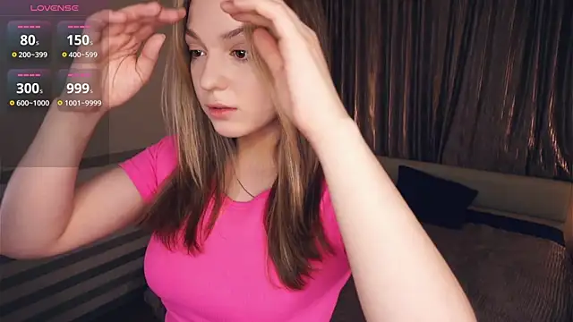 Snapshot of NguyetHankey chatting on 12-01-25, 06:07 NguyetHankey online show from 12-01-25, 06:07