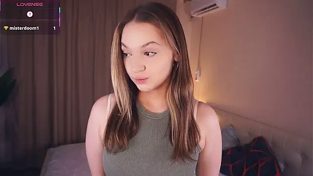 NguyetHankey online show from 12-22-25, 06:10