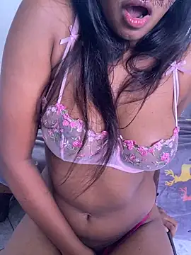 Snapshot of boobybriyana chatting on 12-21-25, 04:41 boobybriyana online show from 12-21-25, 04:41