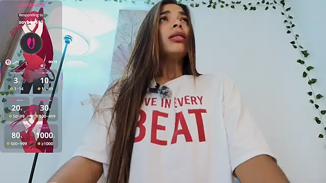 Nicolle swt online show from 09-20-25, 01:34