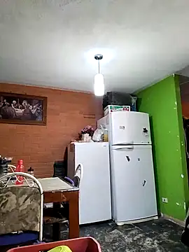 Snapshot of Goddesscut333 chatting on 12-18-25, 04:57 Goddesscut333 online show from 12-18-25, 04:57