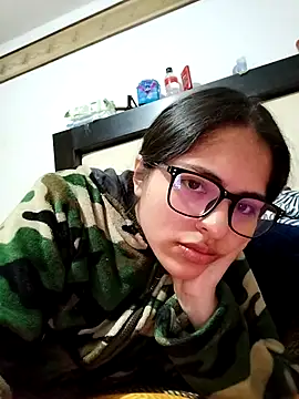 Snapshot of Goddesscut333 chatting on 02-12-26, 03:01 Goddesscut333 online show from 02-12-26, 03:01