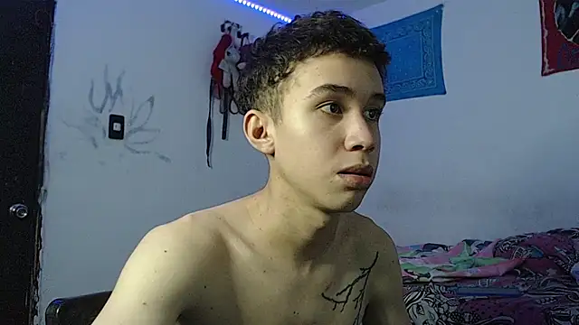 whiteboy69902 online show from 10-21-25, 06:19