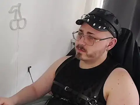 FabianKinky online show from 10-21-25, 12:28