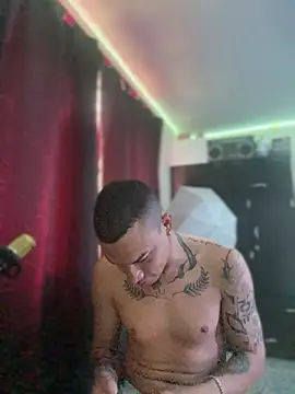 AlphaMasterXxx online show from 09-30-25, 02:11