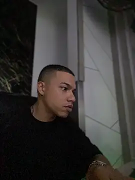 AlphaMasterXxx online show from 10-16-25, 03:07