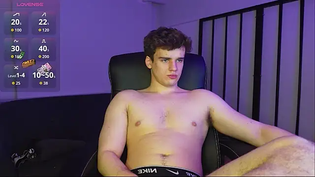 Snapshot of Ricky_Becko chatting on 12-04-25, 04:27 Ricky Becko online show from 12-04-25, 04:27