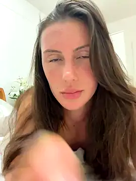 MilaRenee online show from 10-16-25, 09:16